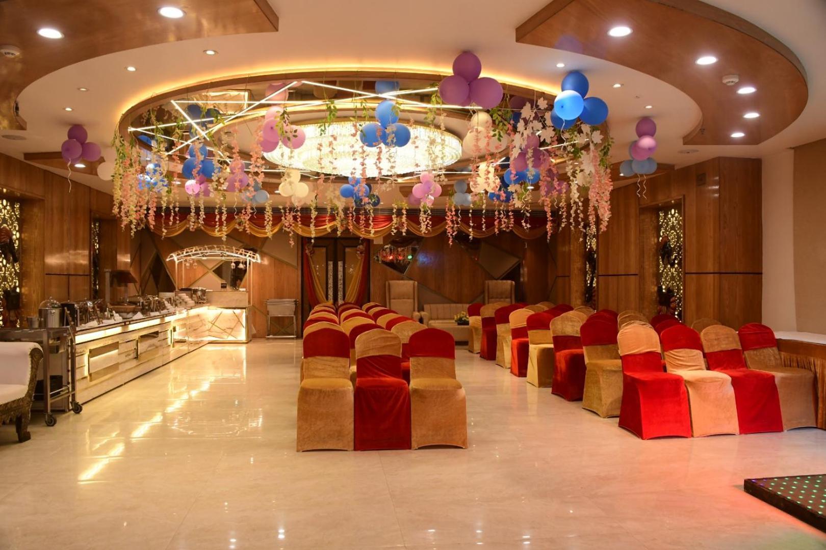 Hotel Gurveer Royal Lucknow Exterior photo