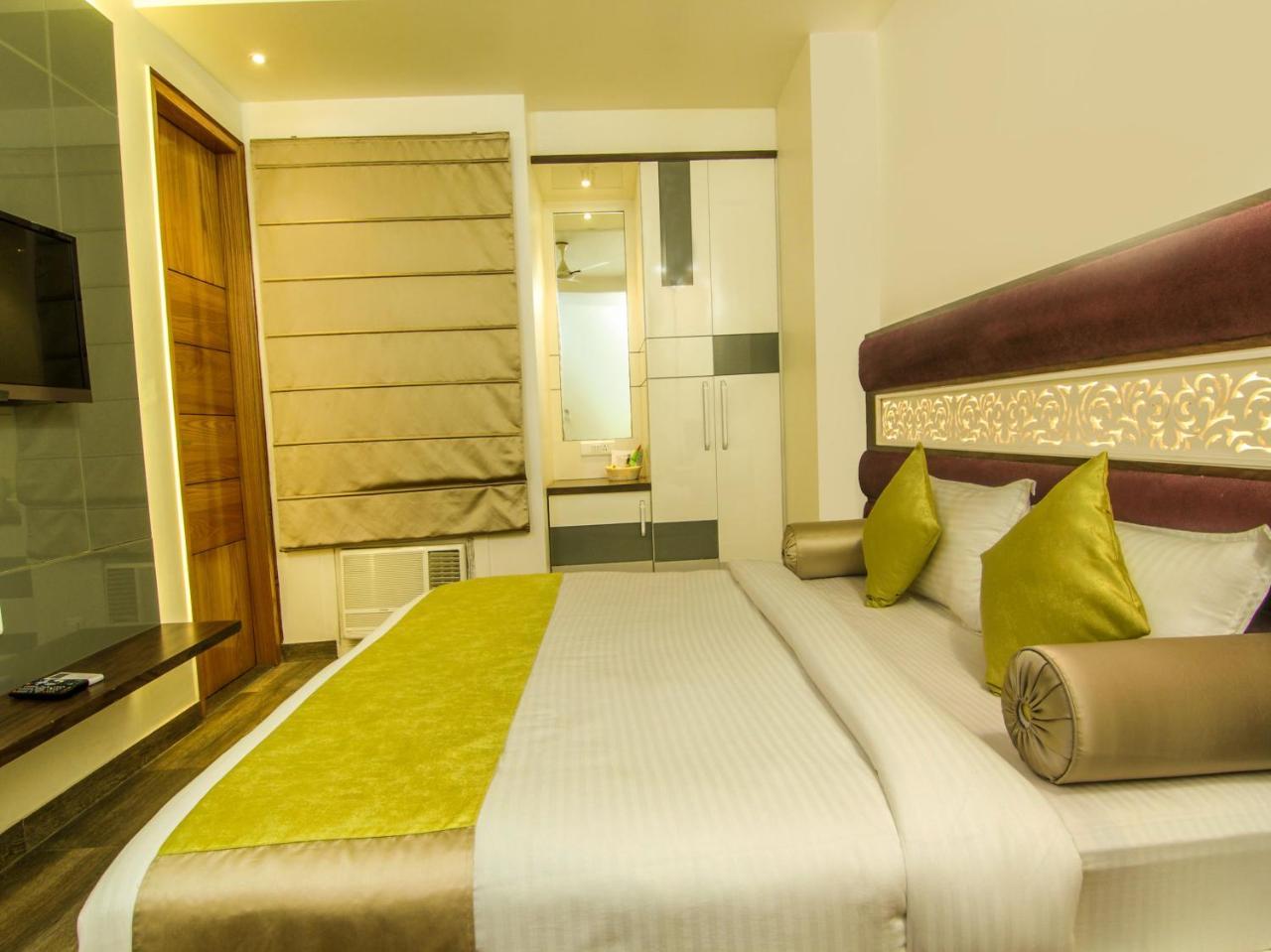 Hotel Gurveer Royal Lucknow Exterior photo