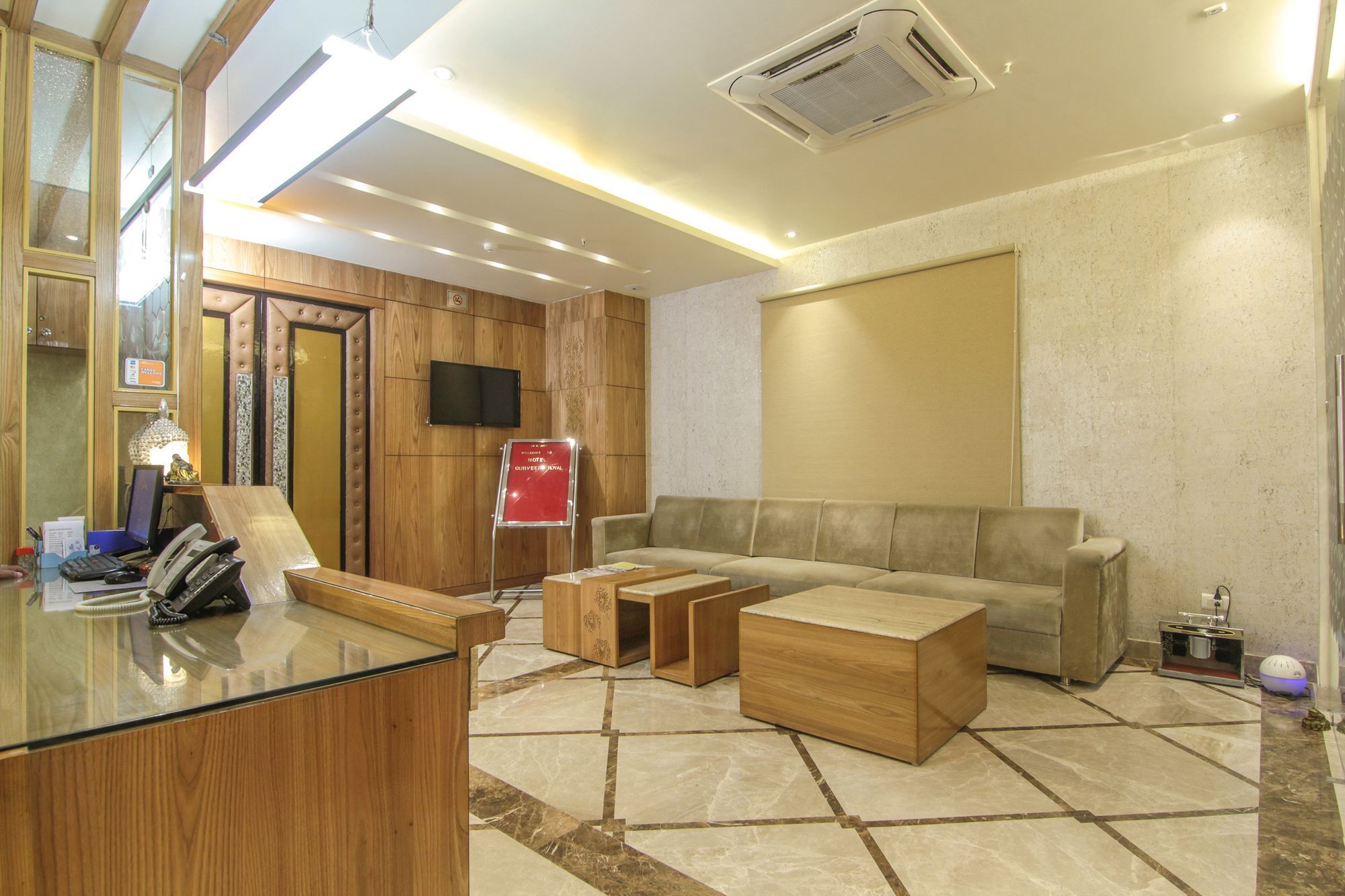Hotel Gurveer Royal Lucknow Exterior photo