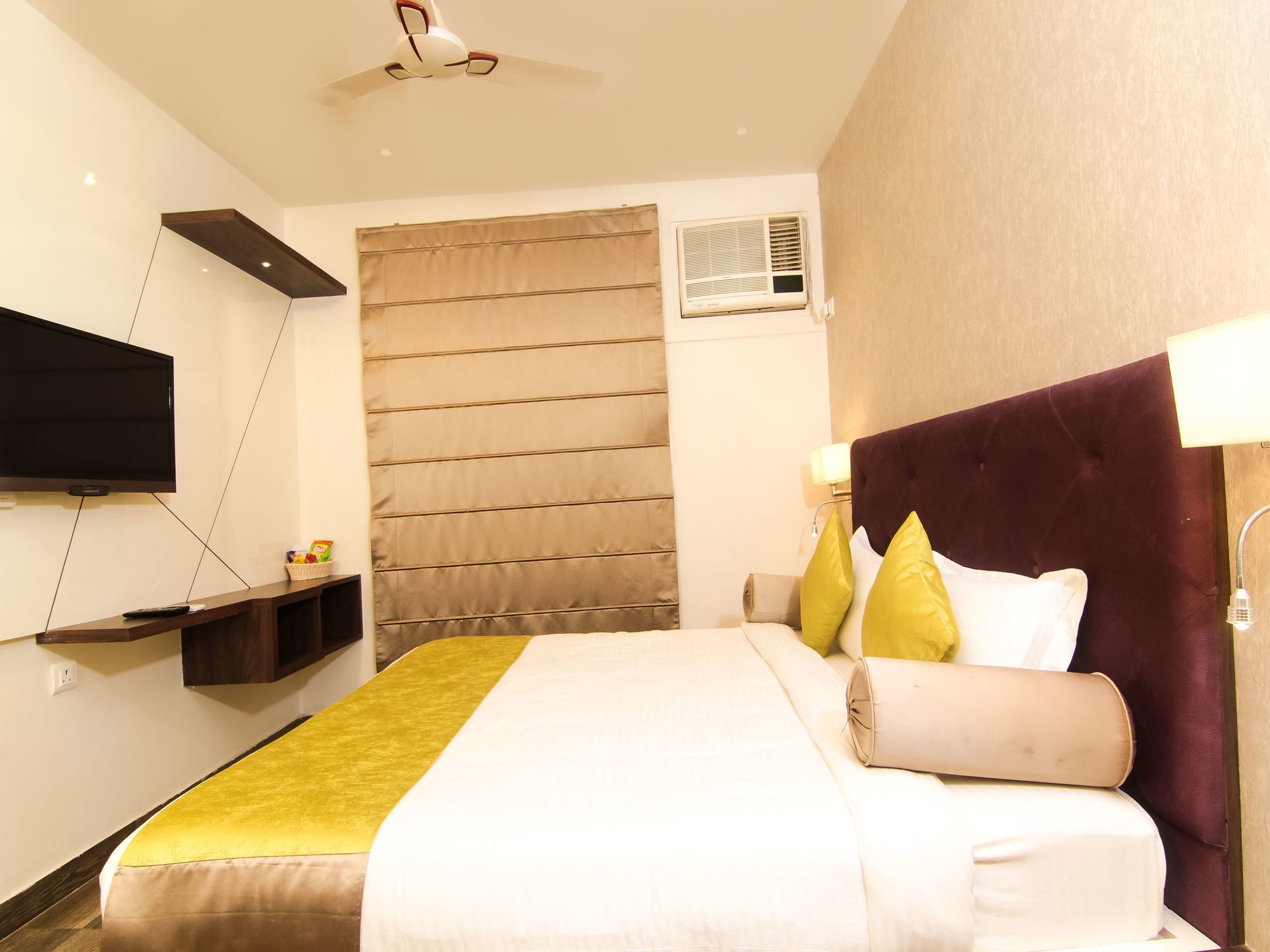 Hotel Gurveer Royal Lucknow Exterior photo